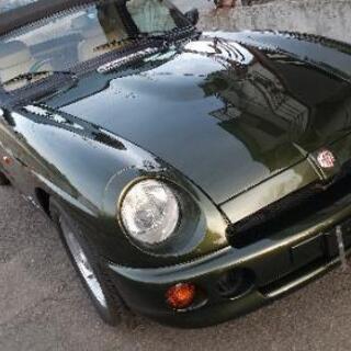 ローバーMGRV8 