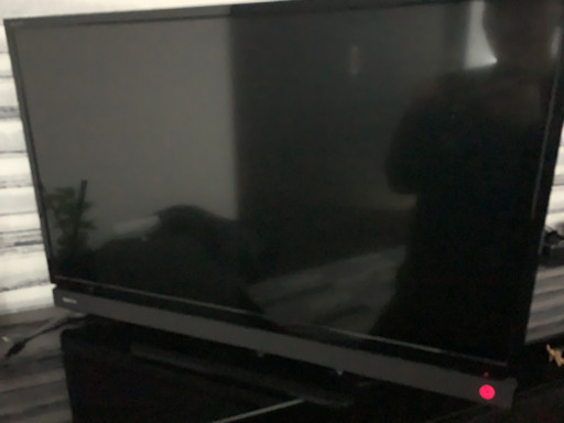 東芝　32型　テレビ