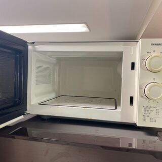 美品 電子レンジ TWINBIRD DR-Y22型 中古品 ホワイトの画像