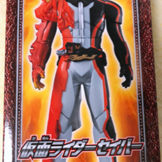セイバーフィギュアとお菓子セット