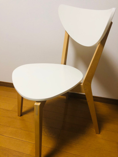 とにかく美品でビックリ値❗️IKEAのチェアをペアセットで。お渡し日3/29の16:00-18:00限定で