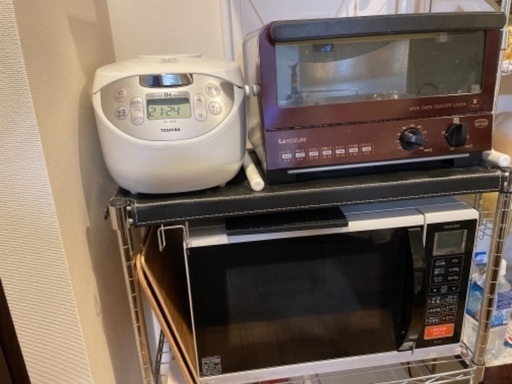 炊飯器、電子レンジ、オーブントースターの3点セット