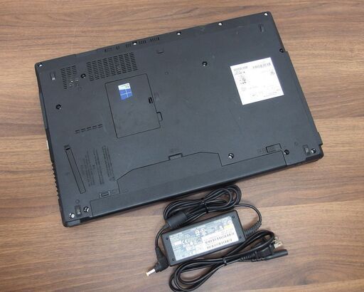 富士通 LifeBook A574/M  Core i3/ 8GB/ 新品SSD256GB