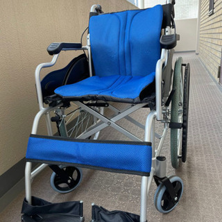 相談中　自走式車椅子 介護椅子