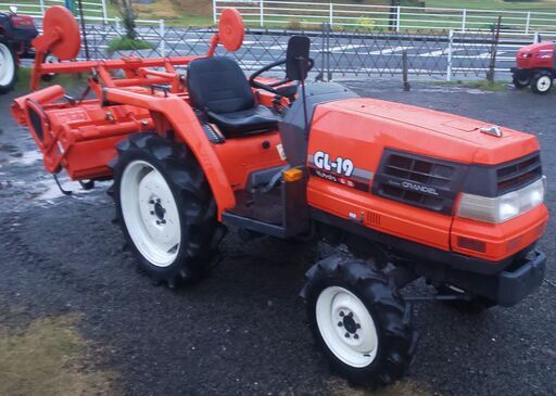 鹿児島発　クボタ19馬力トラクター　GL19パワステ、モンローオート　爪新品　バッテリー新品交換済み