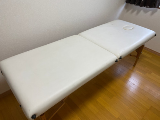 マッサージベッド
