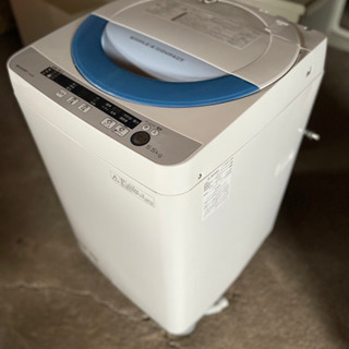 👕綺麗な洗濯機です‼️一人暮らしで使ってましたが1年未満しか使ってません‼️の画像