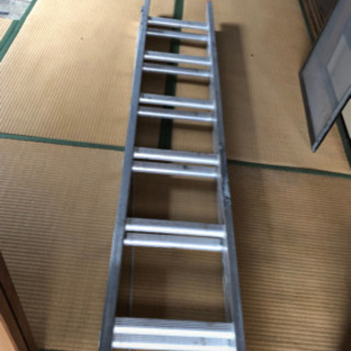 8メートル梯子 一週間使っただけです。