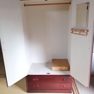 洋服タンス（引き出し付）の画像