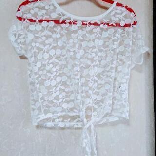 さくらんぼ柄シースルーブラウス