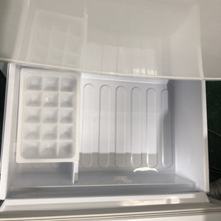 SHARP冷蔵庫　2014年製　￥2000の画像