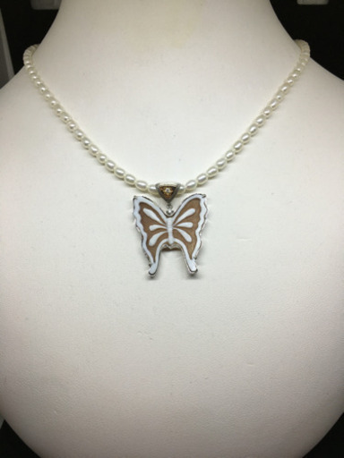 イタリア産シェルカメオ 蝶