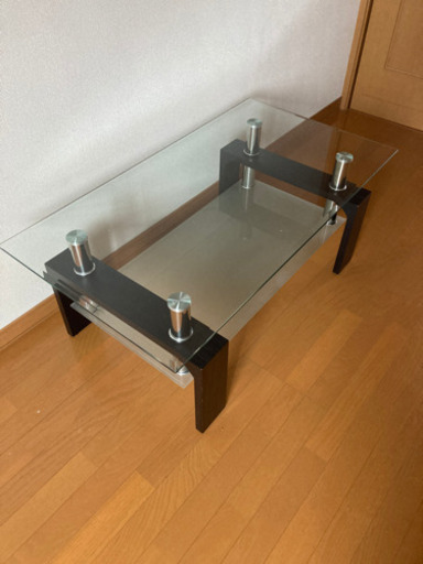 ガラステーブル
