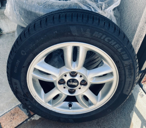 MINI夏タイヤ　175/65R15 純正ホイールおまけ　ミシュラン10/1よりメーカー値上げ　半月程度しか走っていません