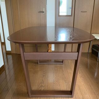 【絶対お得！】LIVING HOUSE MOCOA ダイニングテーブルの画像