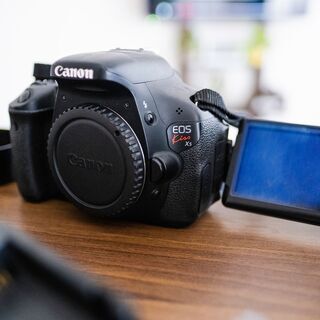 Canon EOS Kiss x5 本体 ＋ レンズ ＋ カバン