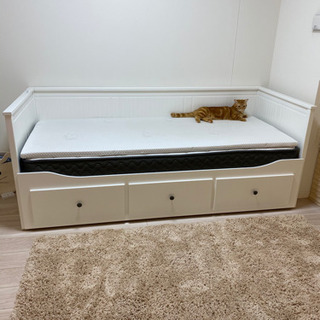 IKEA HEMNES ベッド　マットレス付き