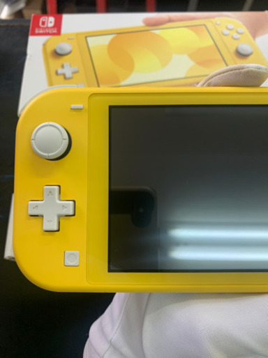 【美品】ニンテンドースイッチライト イエロー 2021/03/02
