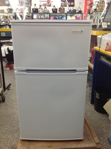 【最短即日配送可能】90L 冷凍冷蔵庫　YAMADA【9651161】