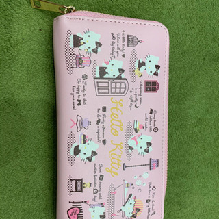 キティちゃんの財布の画像