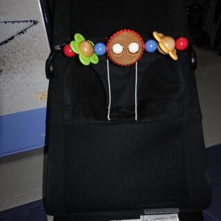 ベビービョルン バウンサー　と専用トーイの画像