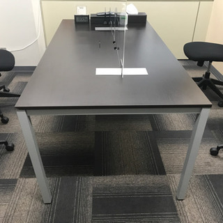 ※交渉中【無料】会議テーブル【若干のキズあり】の画像