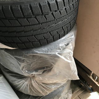 BMW純正ホイールとスタッドレスタイヤの画像