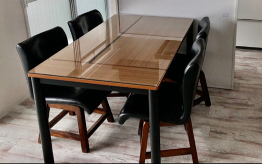 <受付終了>お洒落なダイニングテーブル、チェアセット