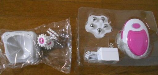 【新品未使用】エステローラー　セルフィーナ　充電式　説明書あり