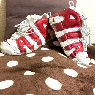 NIKEMOREUPTENPの画像