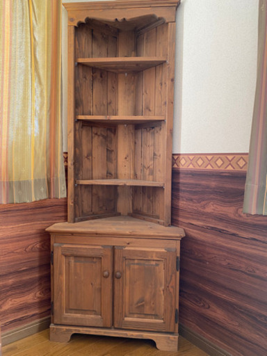 【決まりました】カントリー家具♡コーナーキャビネット
