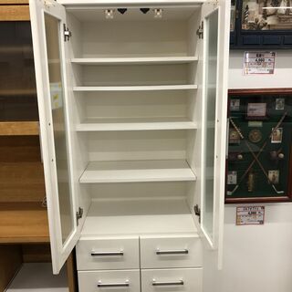 スリムサイズ 幅約60㎝ でキッチンスペースを有効活用‼ 食器棚‼　1295の画像