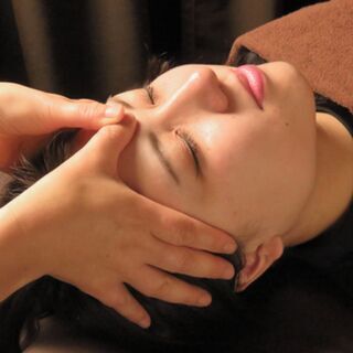 ＼急募!!／リラクゼーションセラピスト／ボディケアセラピスト／アロマセラピスト／マッサージ施術者【天然リラックスパーク テルメ金沢内 エステサロン うるりん】の画像