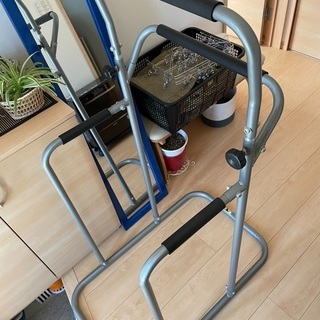 懸垂バー　ぶら下がり健康器の画像