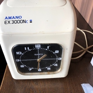 アマノ　タイムレコーダー　タイムカードの画像