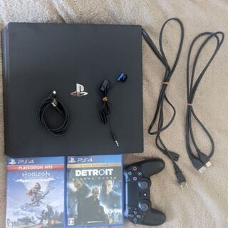【値下げ】PlayStation 4 Pro 1TB CUH-7...