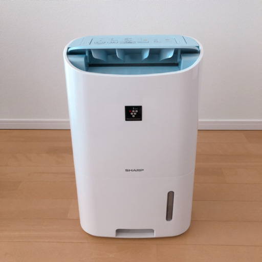 お値下げしました【美品】シャープ 除湿機 ホワイト系 CV-F71-W