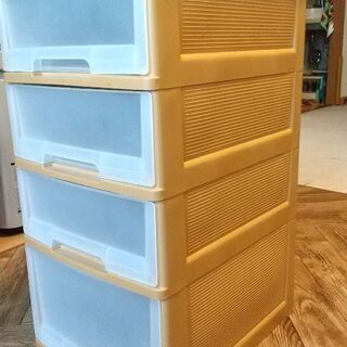 収納ボックスの画像