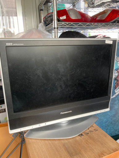 パナソニック　液晶テレビ　20インチ