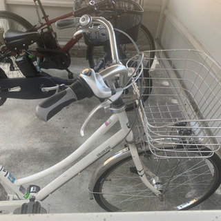 丈夫なカゴ付きママチャリ