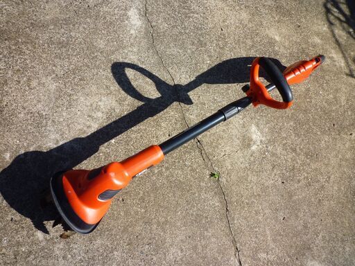 ブラックアンドデッカー(BLACK＆DECKER)コードレスミニ農耕機（ＬＧＣ１２０）中古