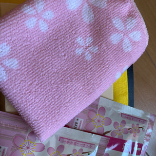 受け渡し予定者様決定‼️お値下げ❗️新品❗️桜模様のハンドタオル...