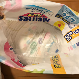 紙オムツ　メリーズパンツ　サイズLの画像