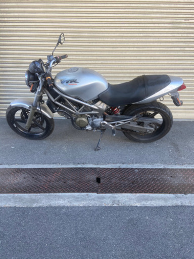 バイク VTR250