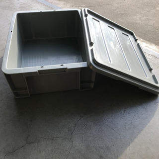 蓋付きプラ箱　収納箱　道具　工具箱