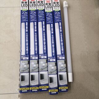 値下げ!!ダイソー 20W型 LED蛍光灯 x 6本セットの画像