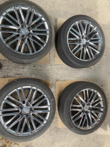 210系クラウンアスリート純正オプションホイール18インチ