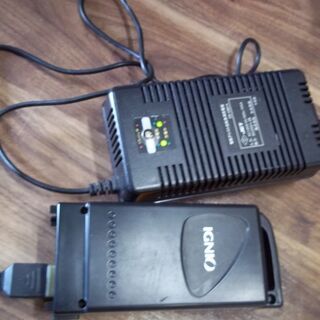 IGNIO　電動アシスト自転車　20インチ　充電器付き　バッテリ―ダメ　ジャンクの画像