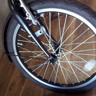 IGNIO　電動アシスト自転車　20インチ　充電器付き　バッテリ―ダメ　ジャンクの画像