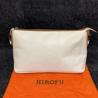 ヒロフ ショルダーバッグ オールレザー ホワイト系 ワンショルダー バッグ ハンドバッグ 南12条店の画像